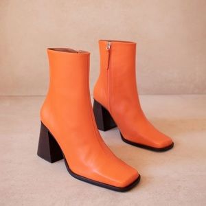 Alohas south pomelo orange boots
